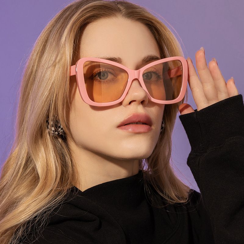 New Fashion Butterfly Large Frame Gradient Color Sunglasses