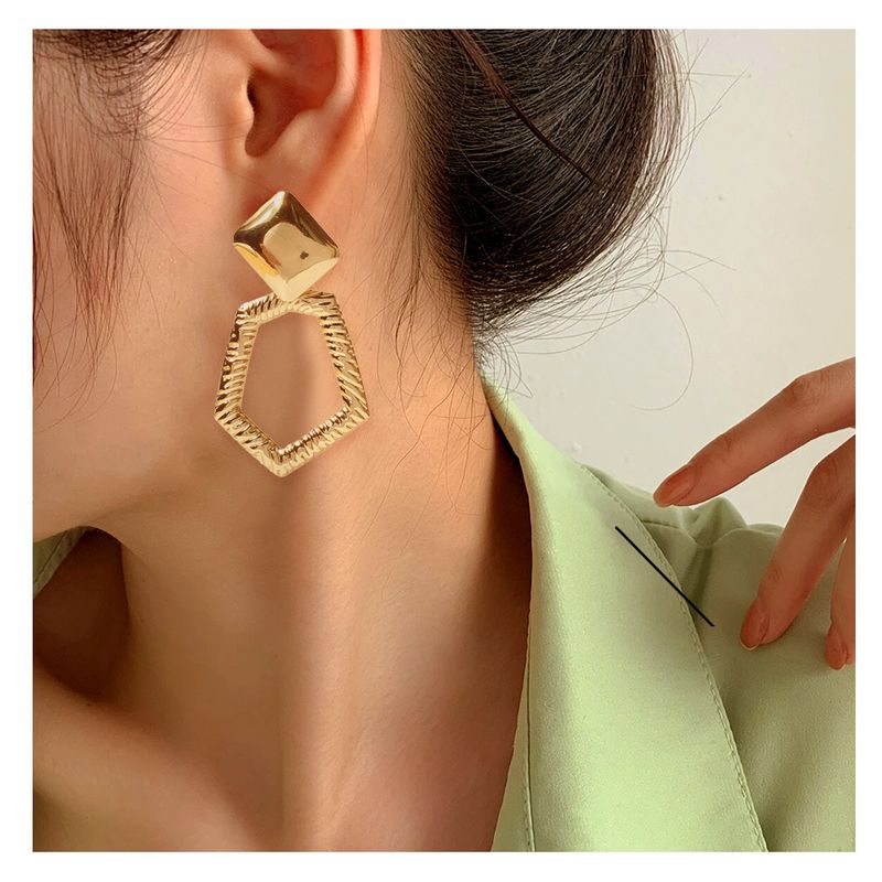 Ins Style Retro Luxurious Geometric Alloy Plating No Inlaid Women's Earrings