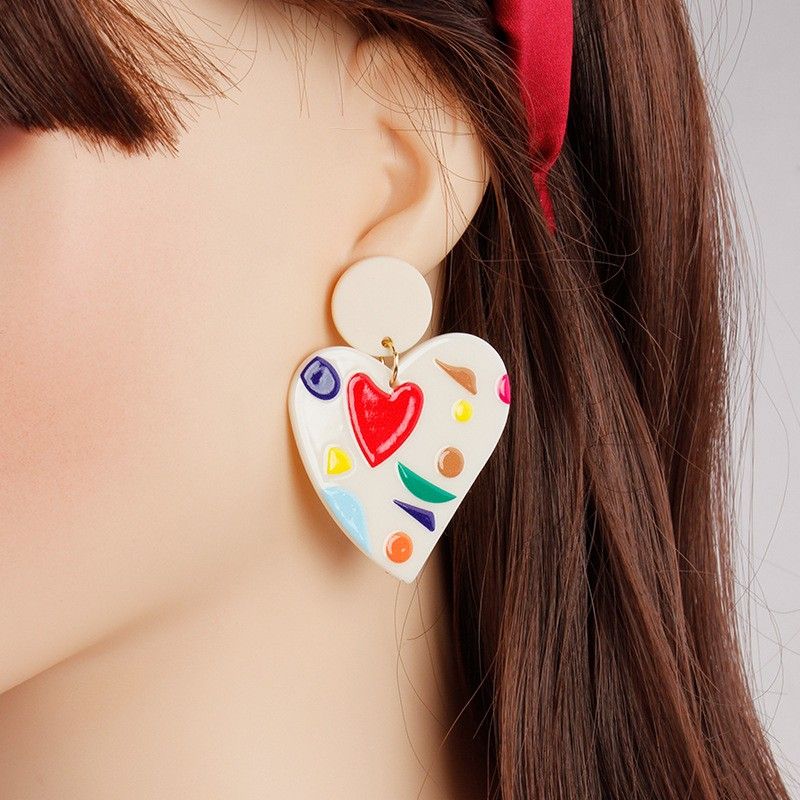 New Japanese And Korean Ins Style Personality Simple Temperament Heart-shaped Colorful Fashion Earrings Women&#39;s European And American Cross-border Earrings