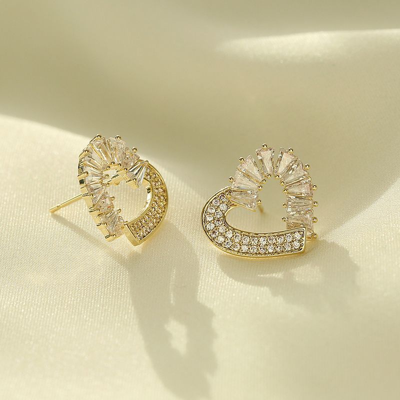 Fashion Hollow Heart Full Diamond Stud Earrings