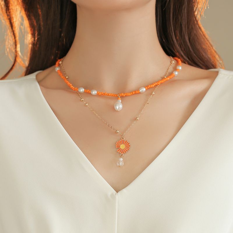 Bohemian Urlaub Nette Kleine Daisy Anhänger Perle Perle Multi-schicht Halskette