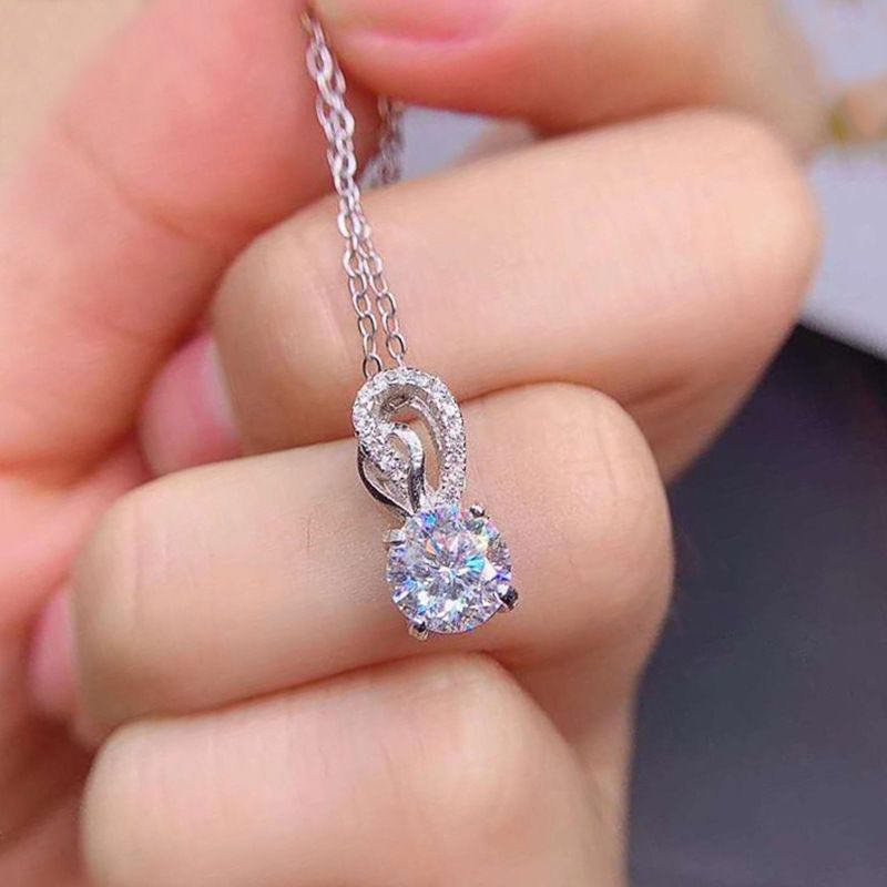 Collar Colgante Chapado En Oro Blanco Con Diamantes De Imitación Redondos De Circón Simple