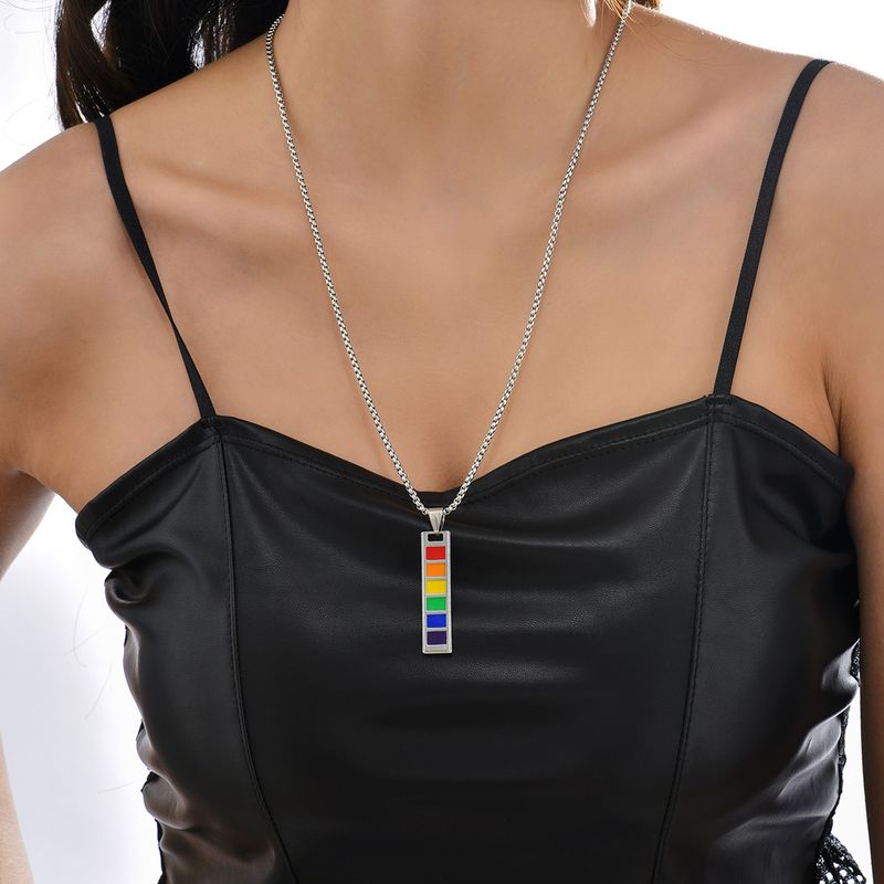 Unisex Mode Regenbogen Legierung Ferrolegierung Halskette Mit Anhänger Epoxid Überzug Keine Intarsien Halsketten