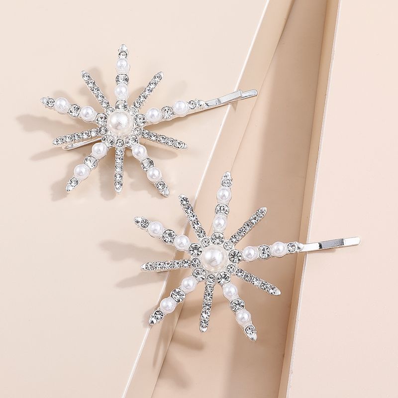 Accesorios Para El Cabello De Clip De Diamantes De Imitación De Perlas Con Incrustaciones De Copos De Nieve