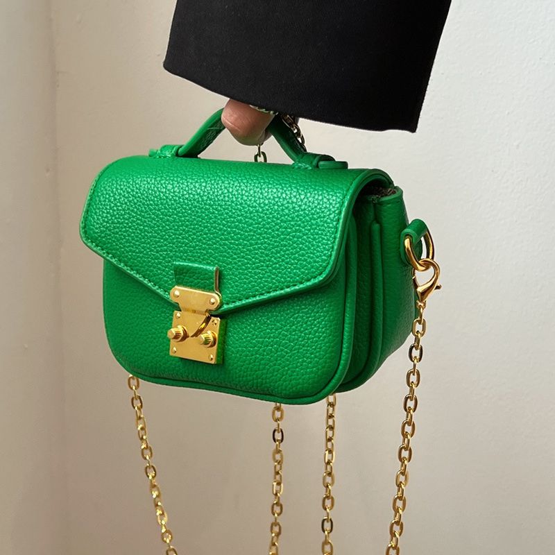 Summer Women New Fashionable Handbag Chain Crossbody Small Bag