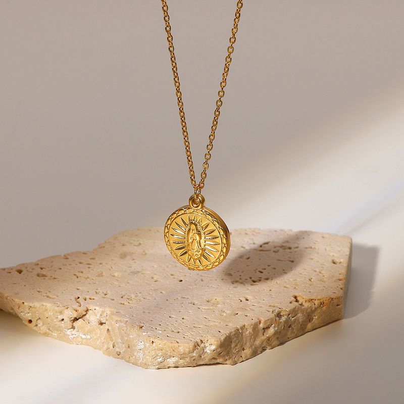 Nouveau Style En Acier Inoxydable 18k Or Plaqué Ange Relief Rond Pendentif Collier