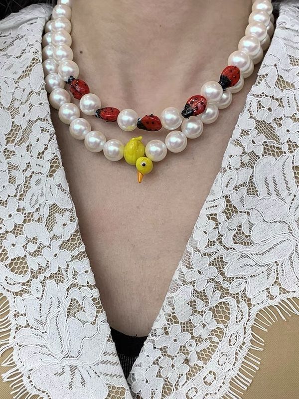 Personality Small Yellow Duck Ladybug Contrast Color Beaded Pearl Necklace