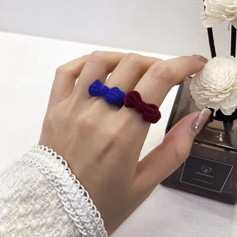 Solid Color Velvet Vintage Flocking Bow Open Finger Ring