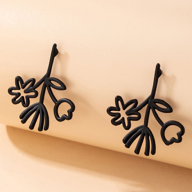 New Style Irregular Black Spray Paint Geometric Hollow Flower Pendant Earrings
