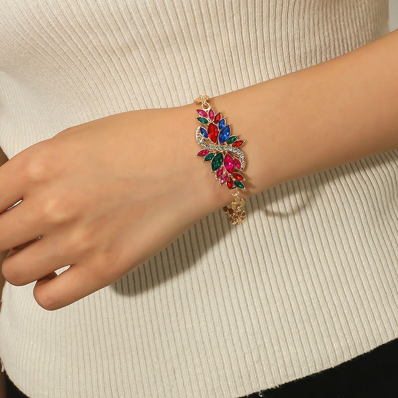 Mode Elegante Bunte Pferd Auge-shaped Strass Intarsien Einstellbare Armband