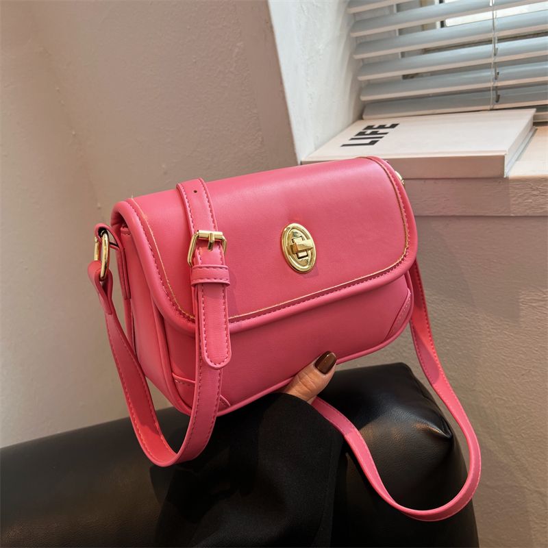 2022 Neue Frauen Mode Candy Farbe Lock Schulter Einfache Crossbody Kleine Quadratische Tasche