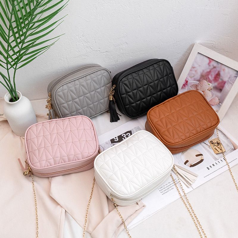 New Style Embroidered Thread Messenger Small Square Bag