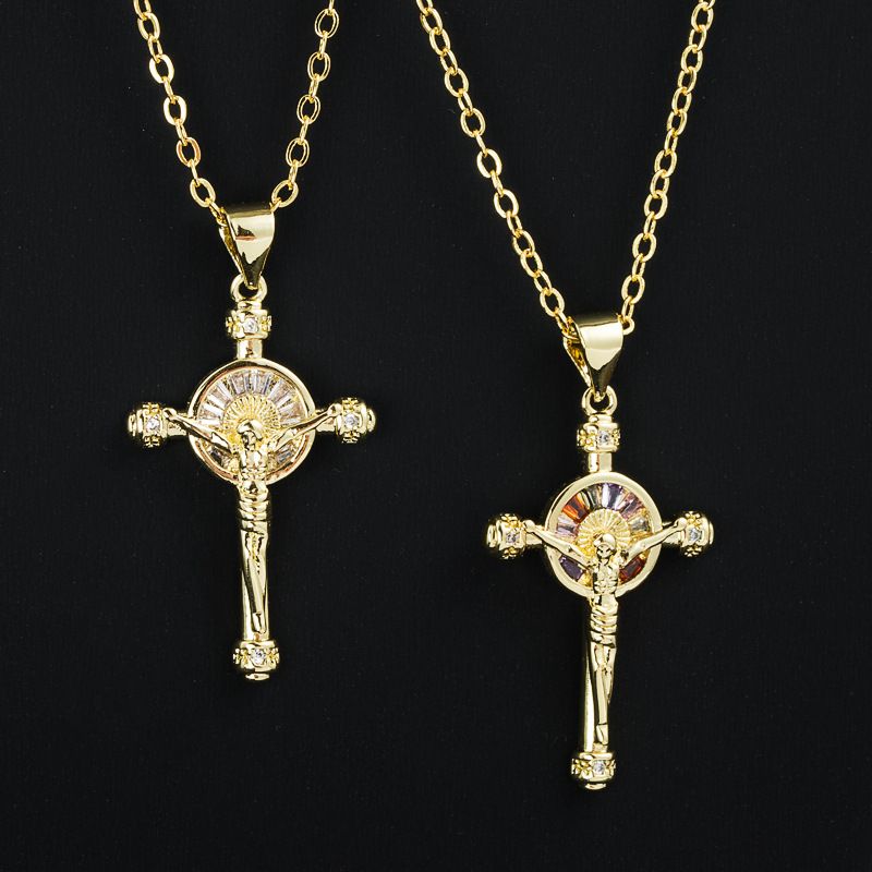 Collar De Circonio Con Incrustaciones De Cobre Chapado En Oro Religioso Cruz De Jesús De Moda