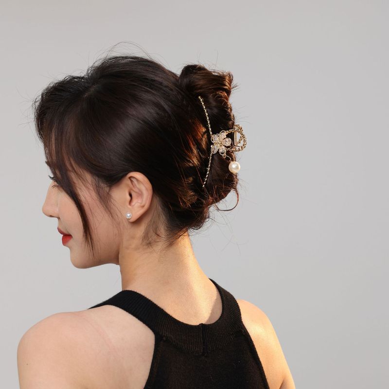 Mode Metall Blume Geformt Barrettes Weibliche Haarnadel Haar Zubehör
