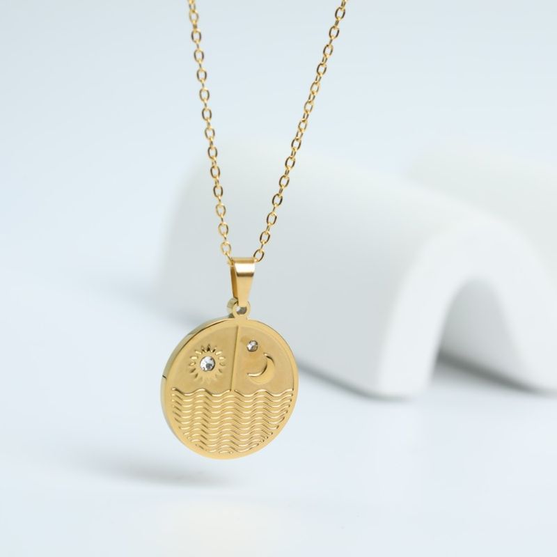 Collar De Acero De Titanio De Oro De 18k Electroplateado Con Circonita Geométrica De Estrella Luna Simple De Moda