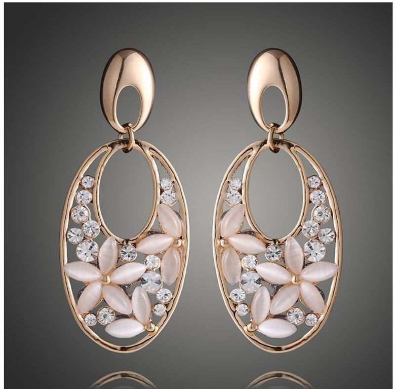 Fashion Elegant Hollow Oval Rhinestone Inlaid Opal Flower Stud Earrings