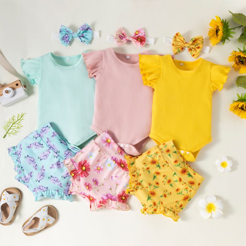 Cute Girl Infant Sunken Stripe Flower Printed Shorts Three-piece Set