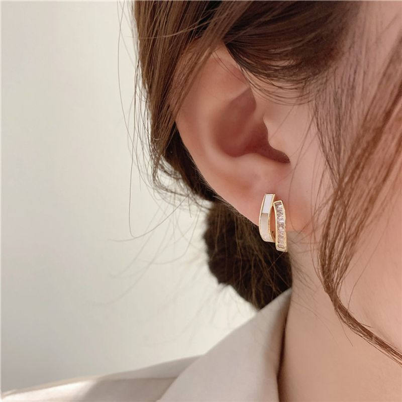 Fashion Alloy Geometric Earrings Shopping Electroplating Enamel Hoop Earrings As Picture