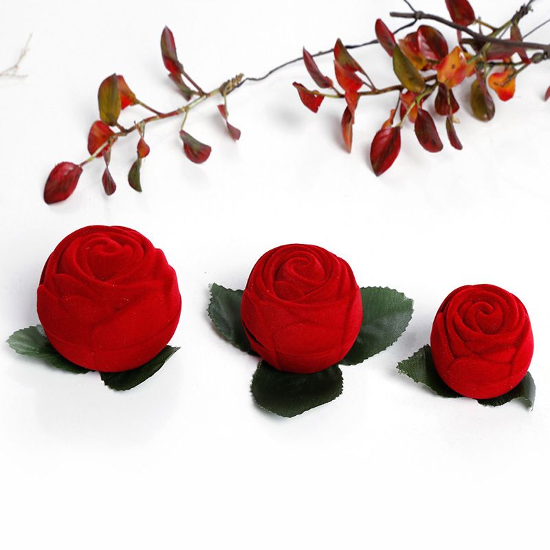 Moda Boutique En Forma De Rosa Perianth Ramas Anillo Caja Franela Flocado