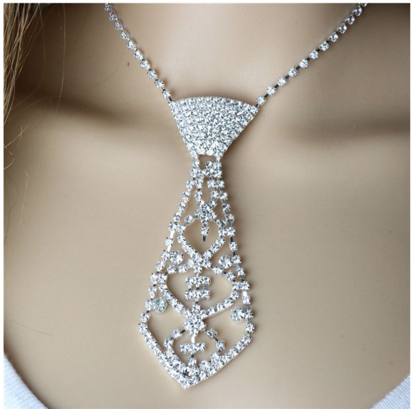 Fashion Bridal Inlay Full Rhinestone Tie Shaped Necklace Claw Chain