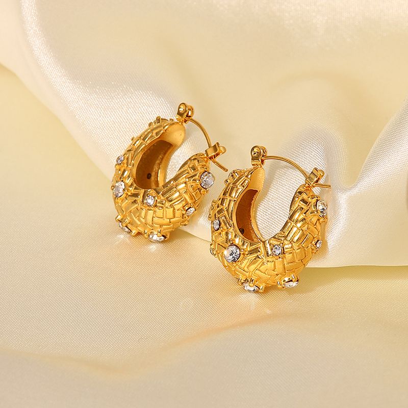 Fashion 18k Gold U-shaped Inlaid Zirconium Woven Crisscross Geometric Stainless Steel  Earring