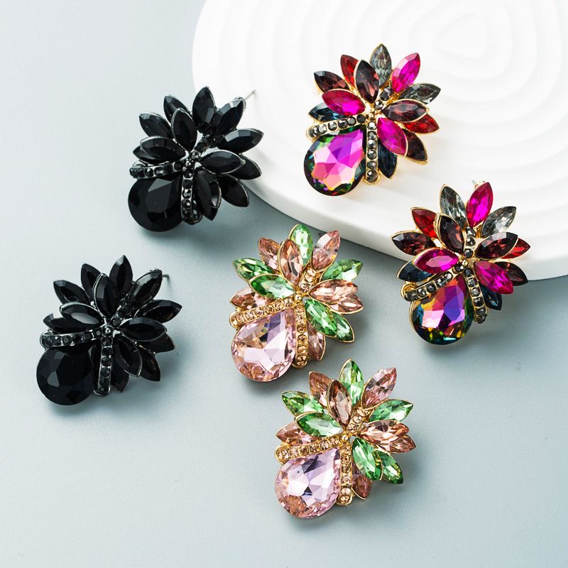 Pendientes De Aleación Con Patrón De Flores Incrustadas De Diamantes De Imitación De Colores A La Moda
