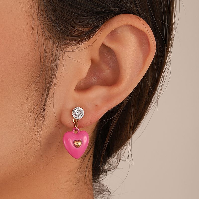 Mode Mignon Micro Incrusté Zircon Émail Gouttes Coloré En Forme De Coeur Boucles D'oreilles En Alliage