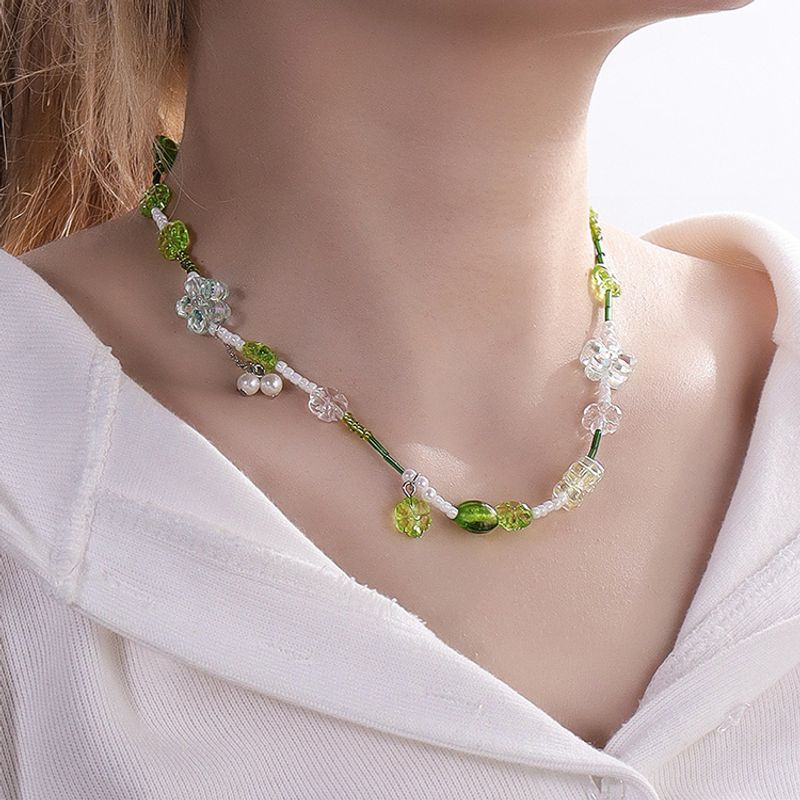Collar De Perlas De Cristal Micro En Forma De Flor De Resina Creativa De Moda