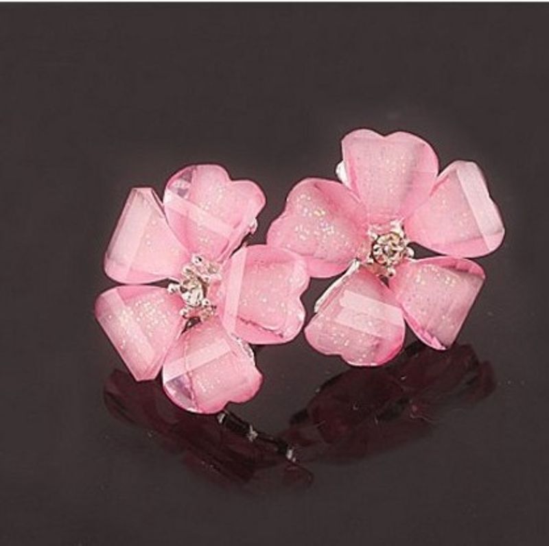 Mode Fünf Blütenblatt Rosa Schwarz Blume Geformt Nette Stud Ohrringe
