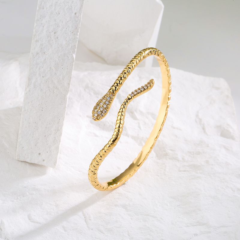 Women's Fashion Snake Copper Bangle Inlaid Zircon Zircon Copper Bracelets
