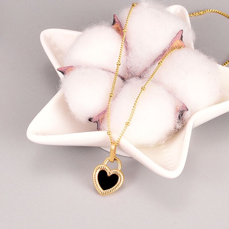 Simple Style Heart Titanium Steel Pendant Necklace Plating Shell Stainless Steel Necklaces