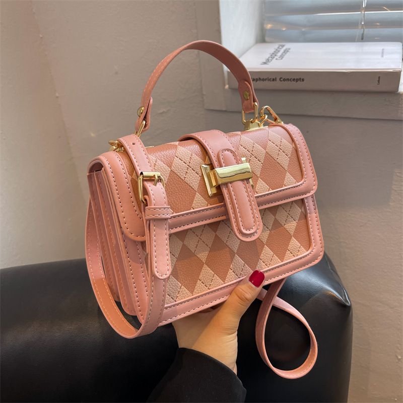 Women's Elegant Fashion Color Block Lingge Soft Surface Square Magnetic Buckle Handbag Square Bag Pu Leather Shoulder Bags