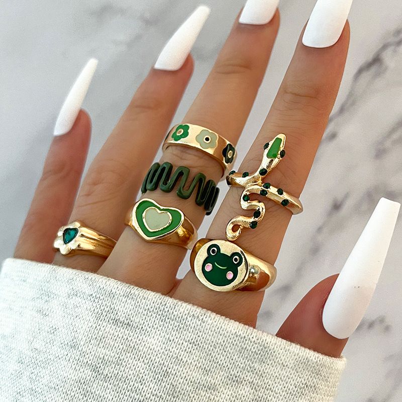 Fashion Cute Green Small Flower Snake-shaped Heart Drop Oil 6-piece Ring