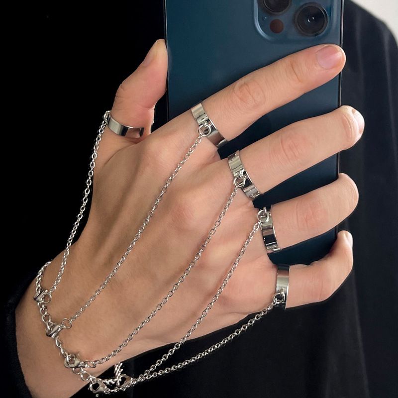 Creative Punk Finger Conjoined Bracelet Detachable Ring Fashion Ornament