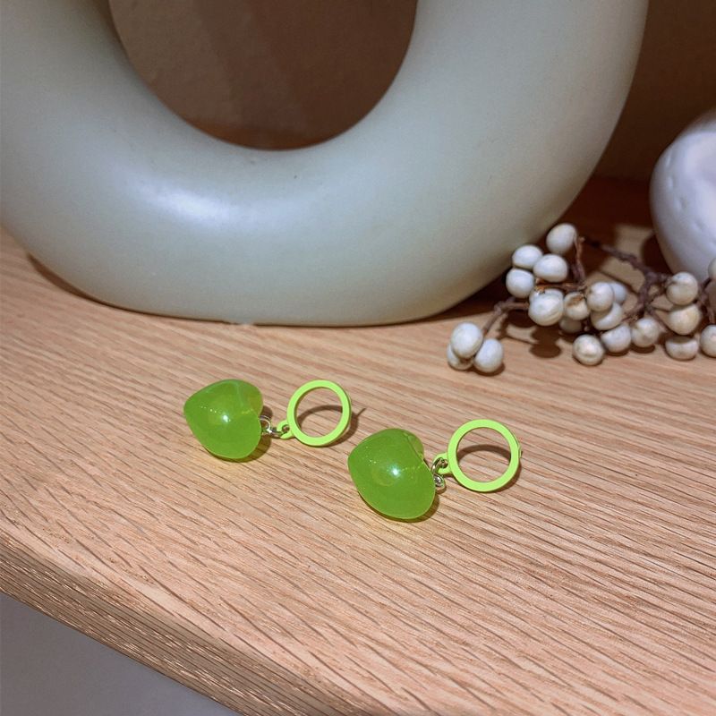Mode Neue Grüne Herzförmige Sommer Legierung Ohrringe