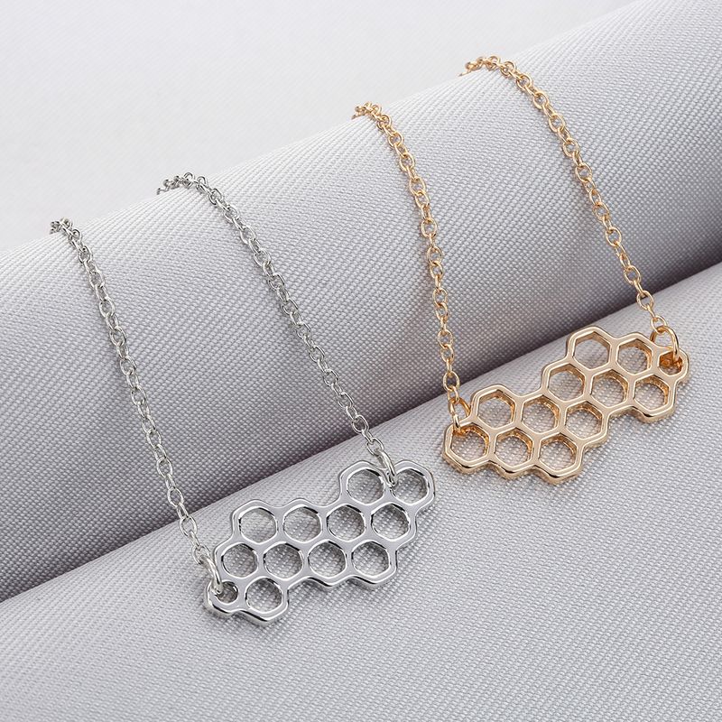 Fashion Simple Creative Honeycomb Geometric Women's Alloy Bracelet