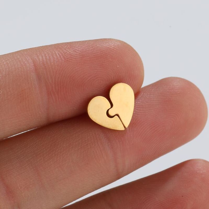 Fashion Heart Shape Titanium Steel Ear Studs Plating No Inlaid Stainless Steel Earrings
