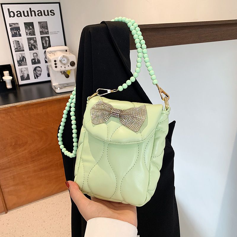 Women's Pu Leather Solid Color Streetwear Beaded Bowknot Square Magnetic Buckle Crossbody Bag