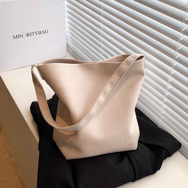 Streetwear Solid Color Magnetic Buckle Bucket Bag