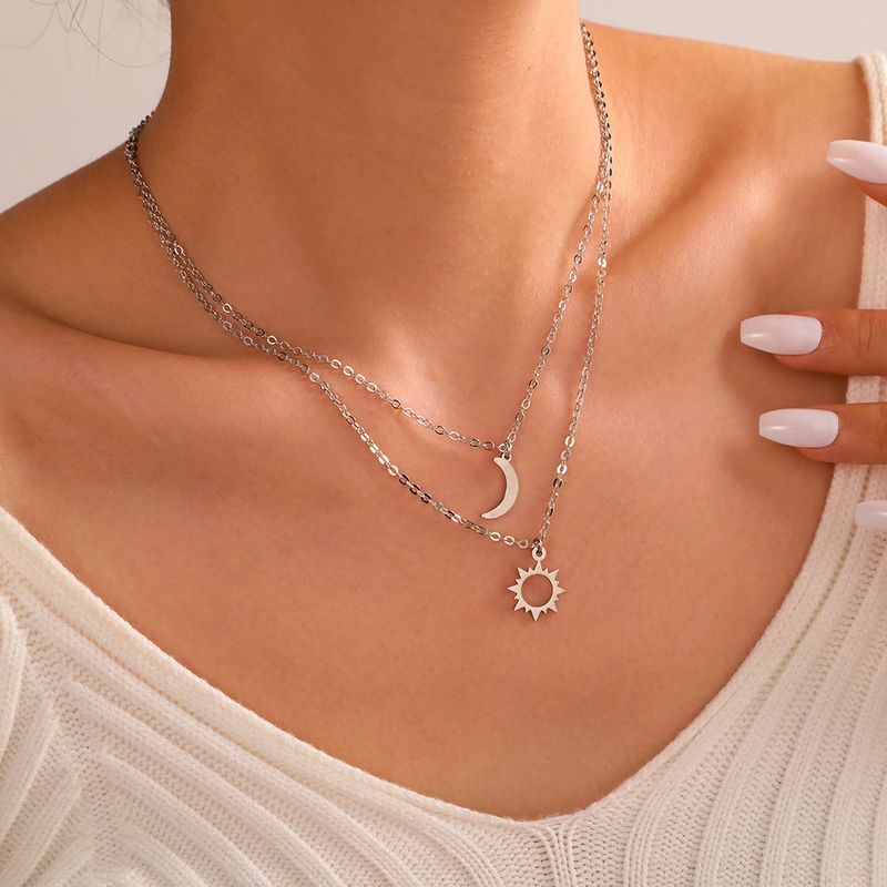 Fashion Sun Moon Titanium Steel Pendant Necklace Stainless Steel Necklaces