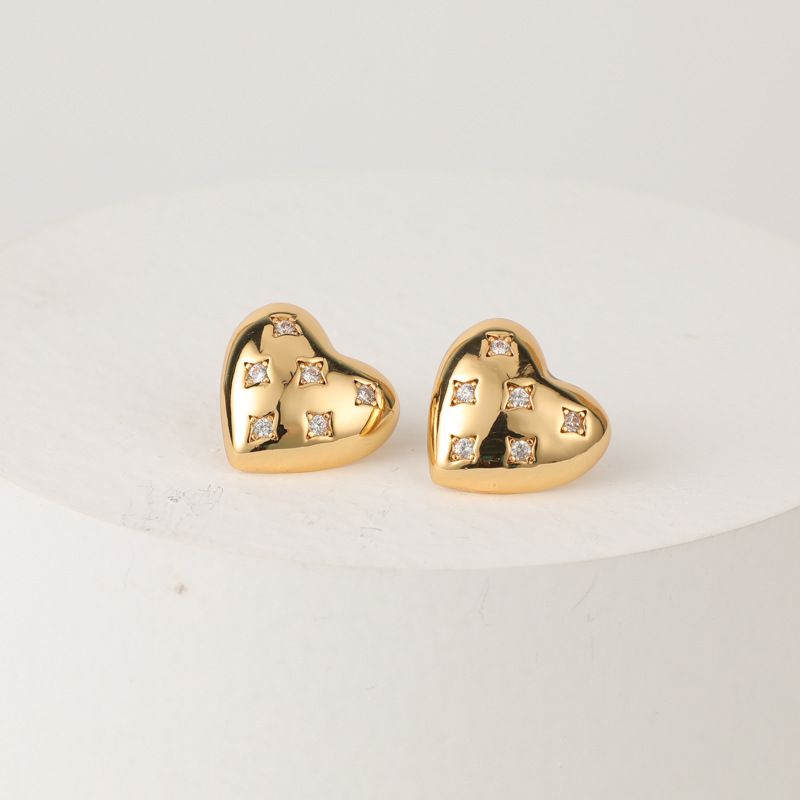 Fashion Heart Shape Copper Ear Studs Zircon Copper Earrings