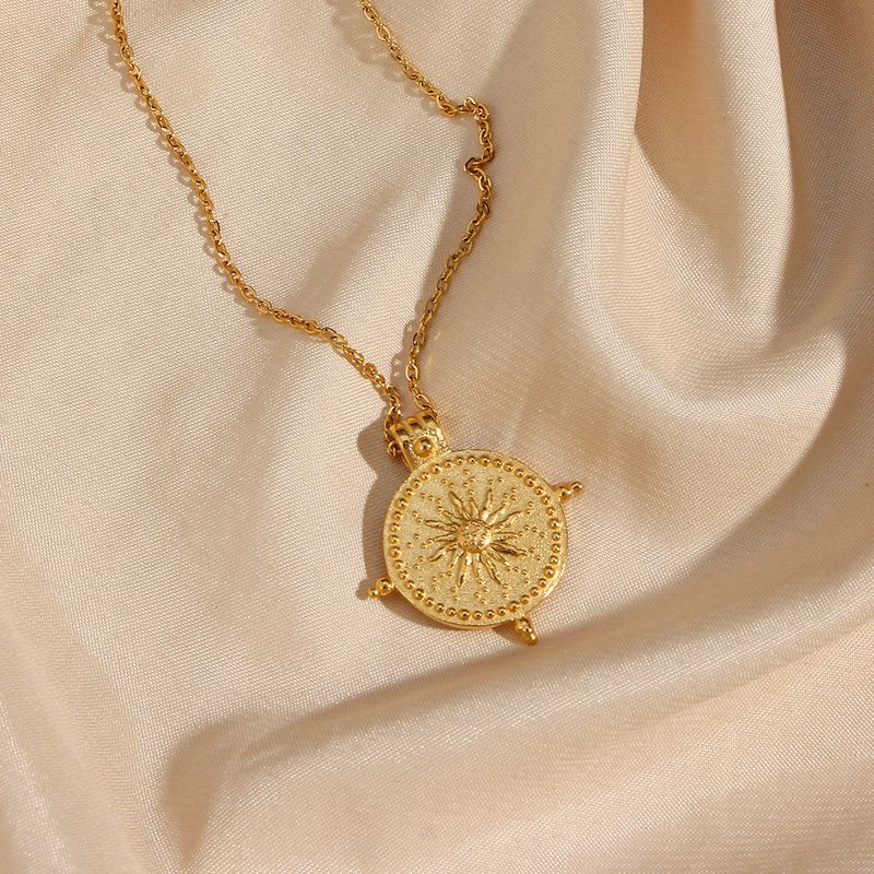 Fashion Round Sun Stainless Steel Plating Gold Plated Pendant Necklace