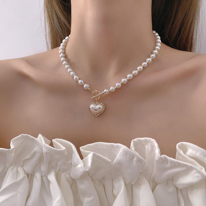 1 Pièce Mode Forme De Cœur Alliage Résine Perlé Placage Plaqué Or Femmes Pendentif