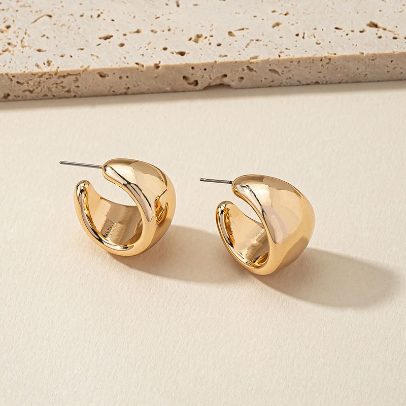Simple Style C Shape Gold Plated Alloy Ear Studs
