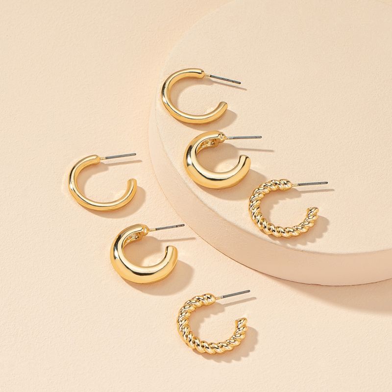 Simple Style C Shape Gold Plated Alloy Hoop Earrings