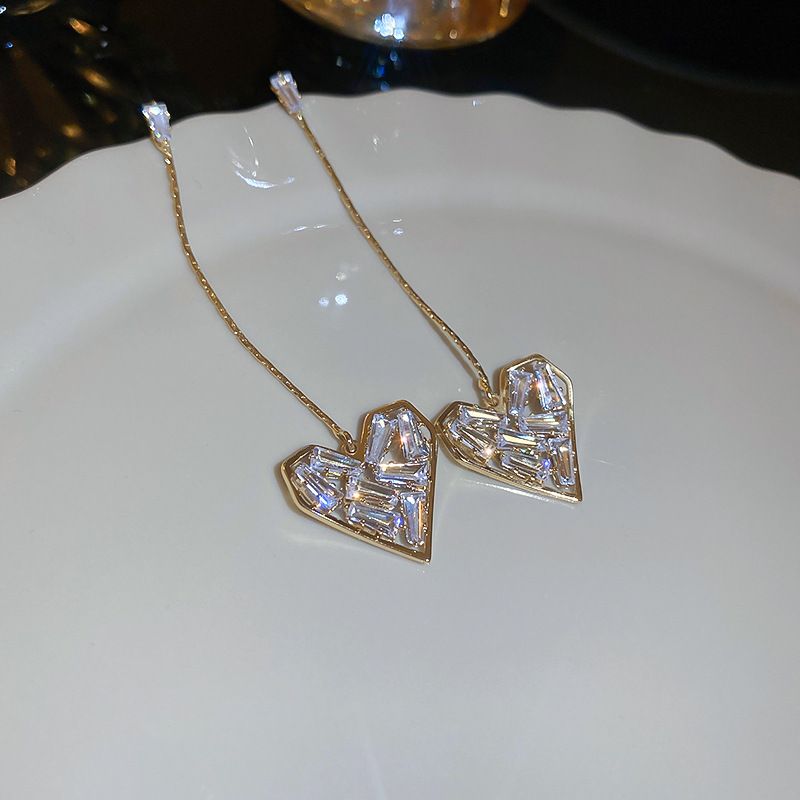 Simple Style Heart Shape Copper Zircon Drop Earrings