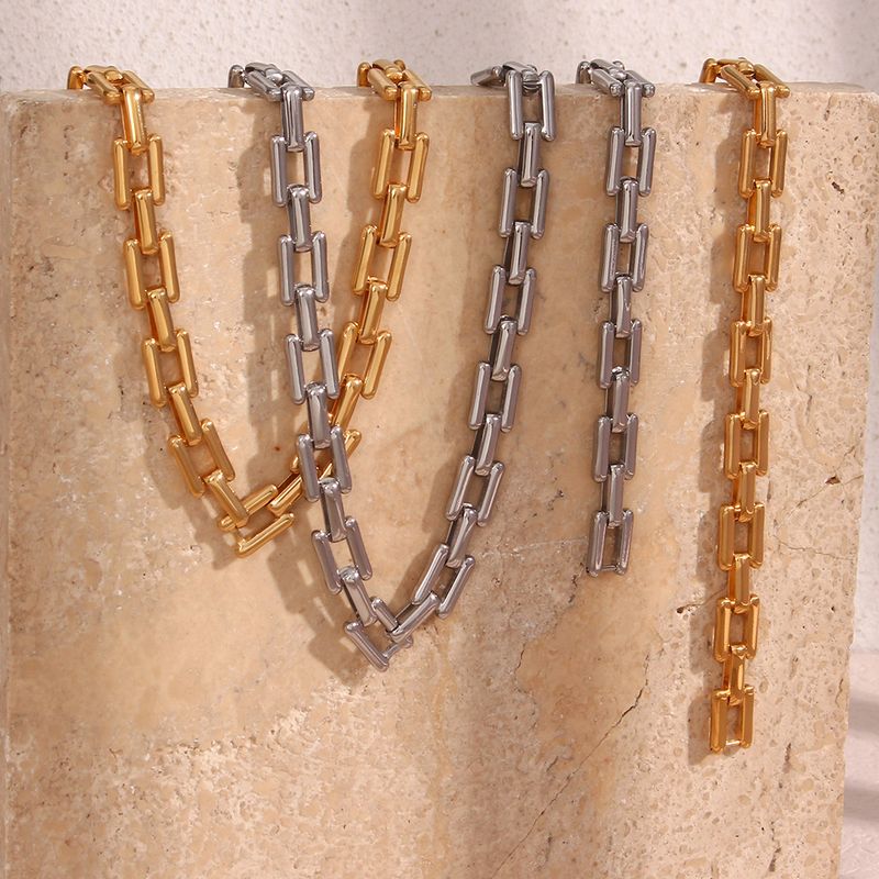 Mode Geometrisch Rostfreier Stahl Überzug Armbänder Halskette