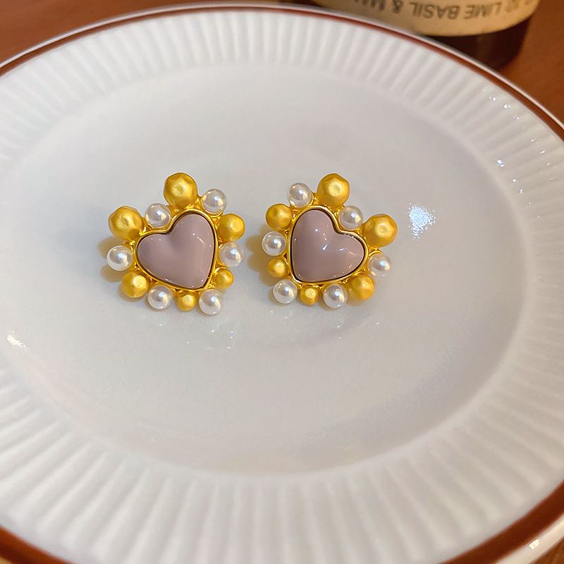 Sweet Heart Shape Artificial Pearl Copper Ear Studs Inlay Resin Copper Earrings