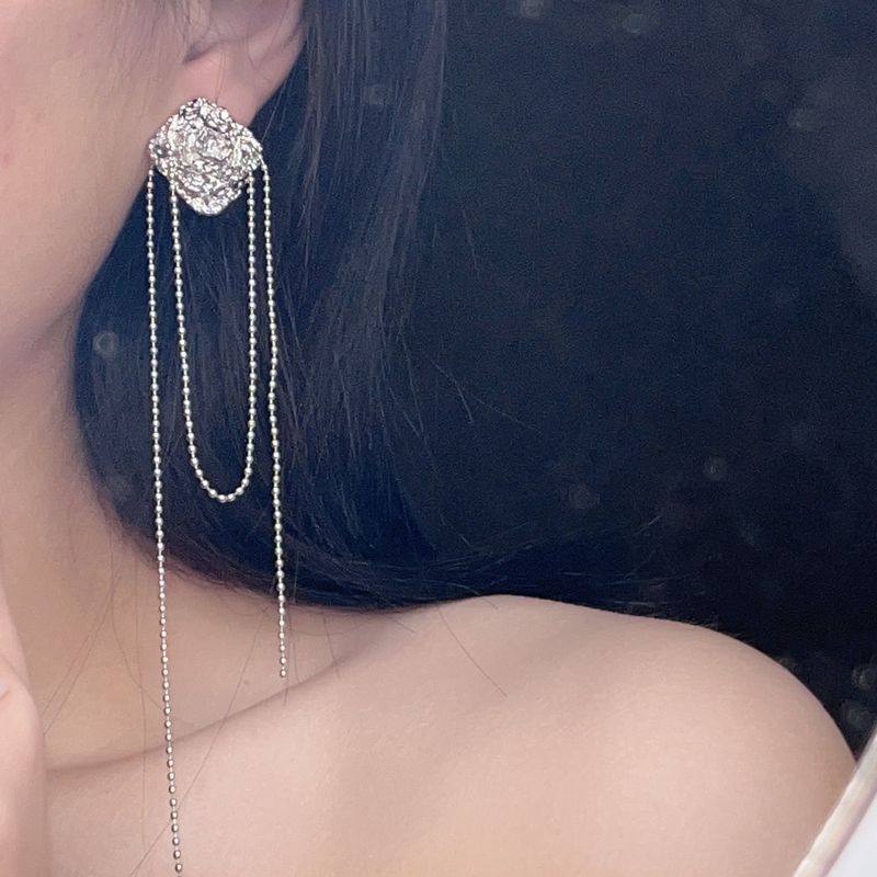 Fashion Geometric Tassel Alloy Asymmetrical Folds Earrings