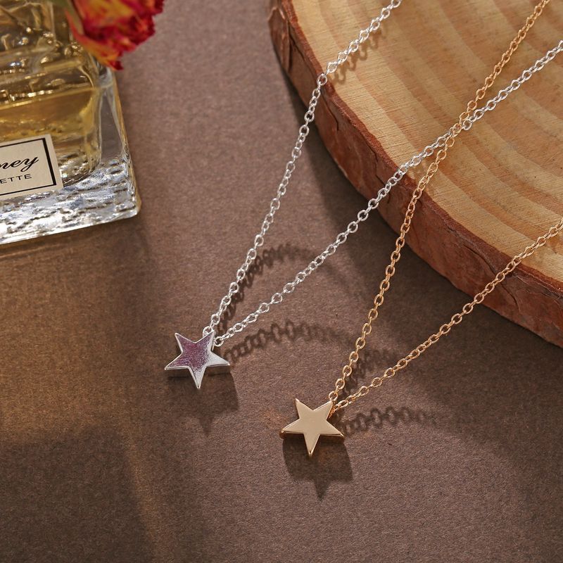 Style Simple Star Alliage Placage Collier 1 Pièce